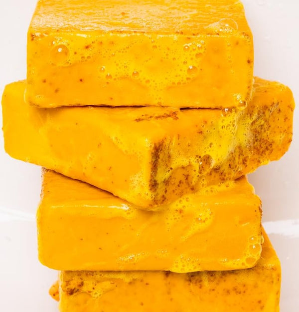 🔥Last Day Promotion 50% OFF-Lemon Turmeric & Kojic Acid Brighetning Soap
