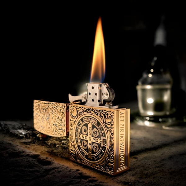 CONSTANTINES LIGHTER